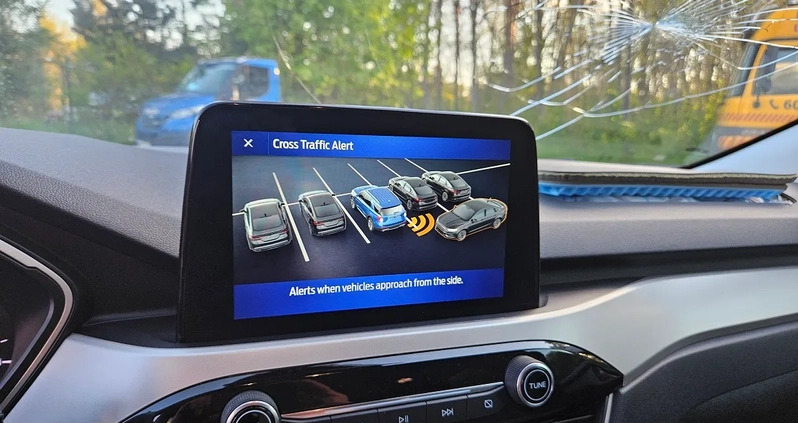 Ford Kuga cena 52700 przebieg: 17431, rok produkcji 2021 z Poznań małe 407